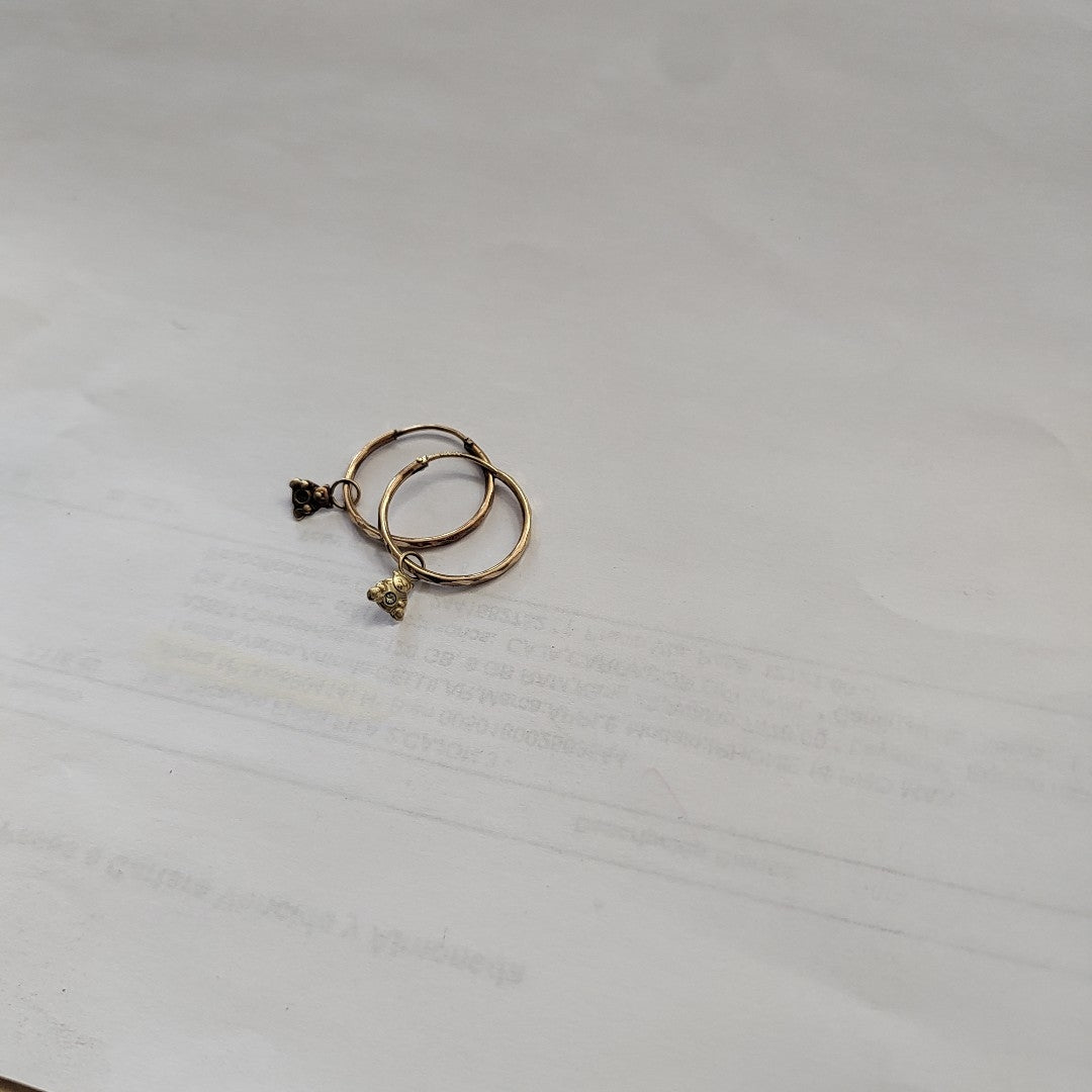 ARRACADAS PAR ORO 10 K 1.1 GRMS (SEMINUEVO)