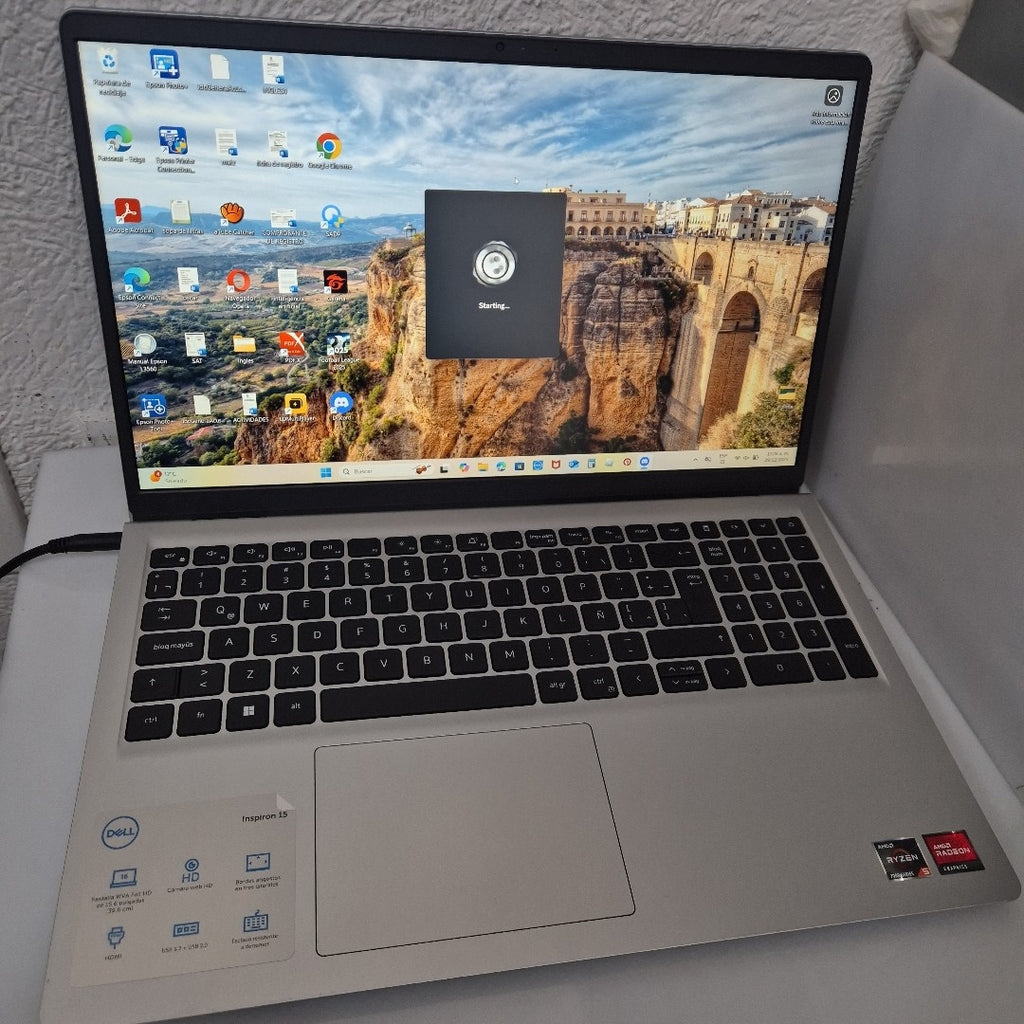 LAPTOP DELL INSPIRON 15 3535 (2024) 512 GB SSD 8 GB RAM (SEMINUEVO)