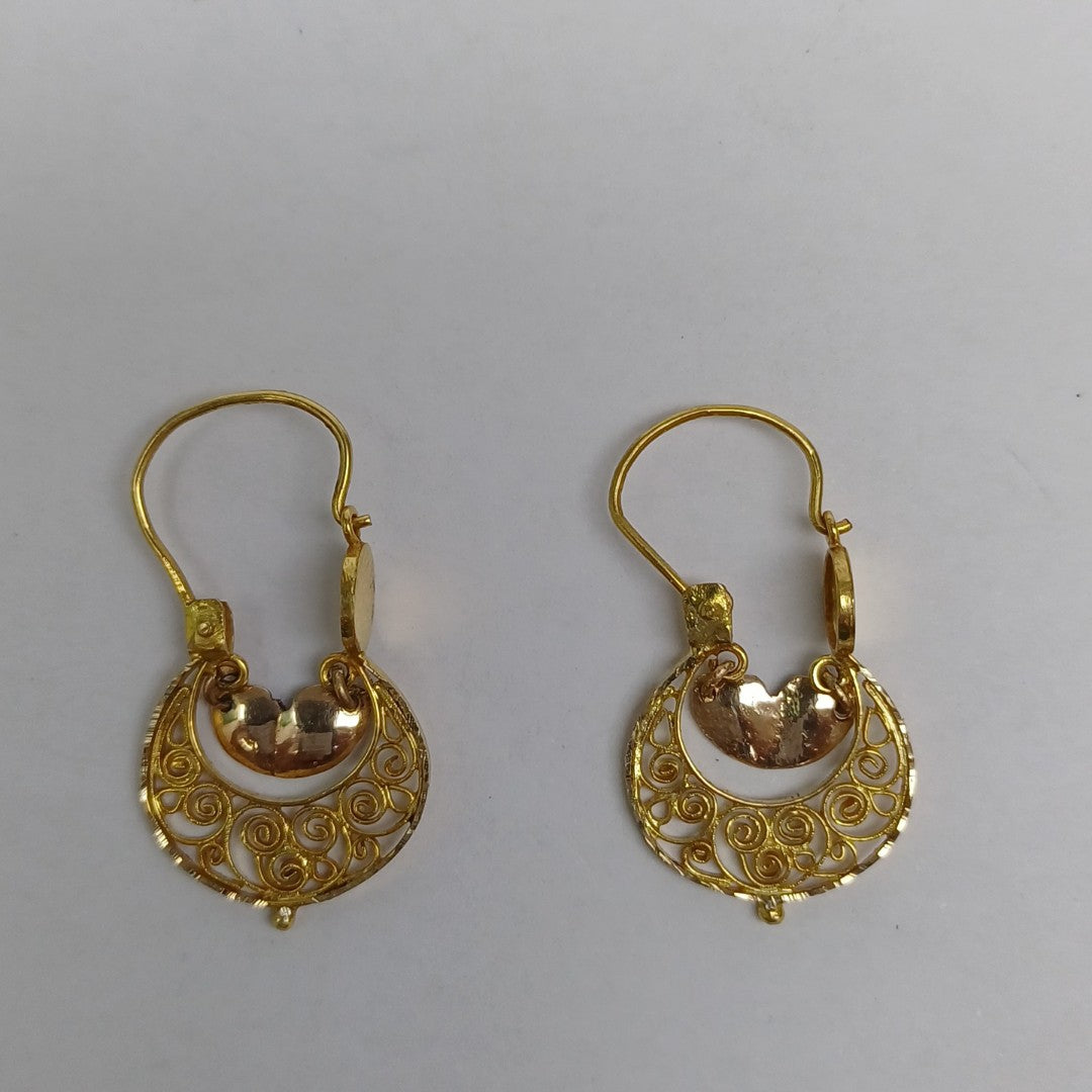 ARETES PAR ORO 8 K 1.9 GRMS (SEMINUEVO)