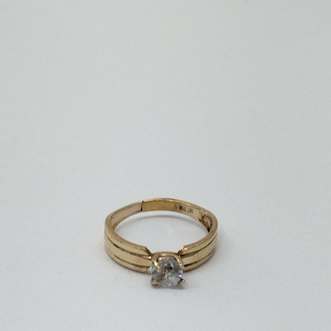 SOLITARIO ORO 14 K 2.4 GRMS (SEMINUEVO)