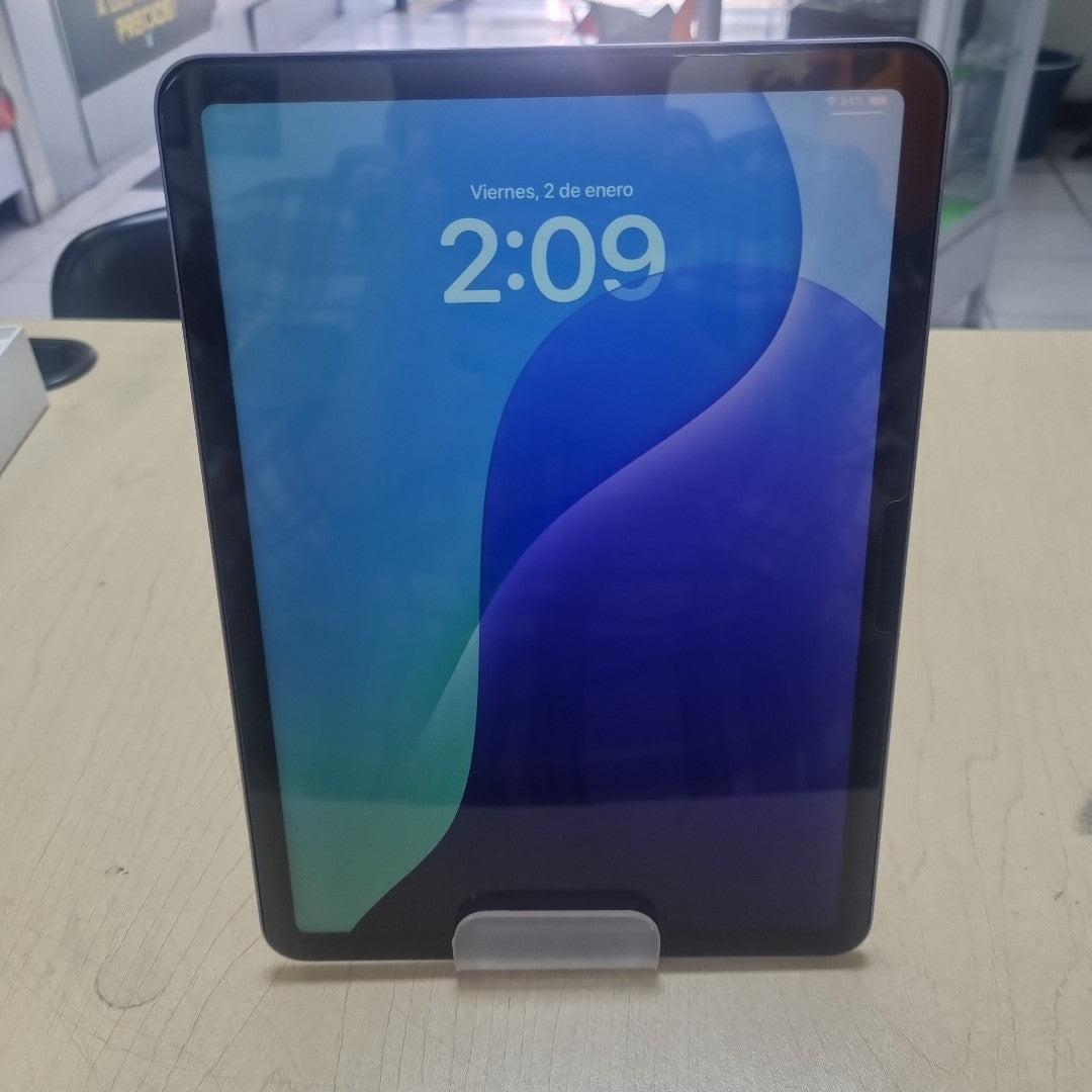 TABLETA APPLE IPAD AIR 5 A2588 256 GB 8 GB RAM (SEMINUEVO)