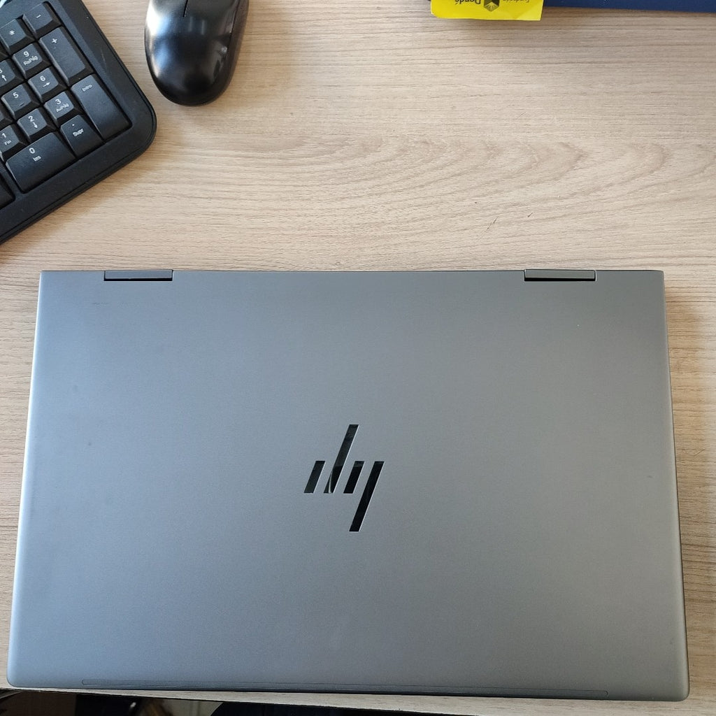 LAPTOP HP ENVY X360 15-FE1073CL (2 EN 1) (2024) 1 TB SSD 32 GB RAM (SEMINUEVO)