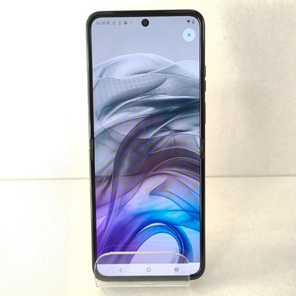 CELULAR MOTOROLA RAZR 50 5G XT2453-1 256 GB 8 GB RAM (SEMINUEVO)