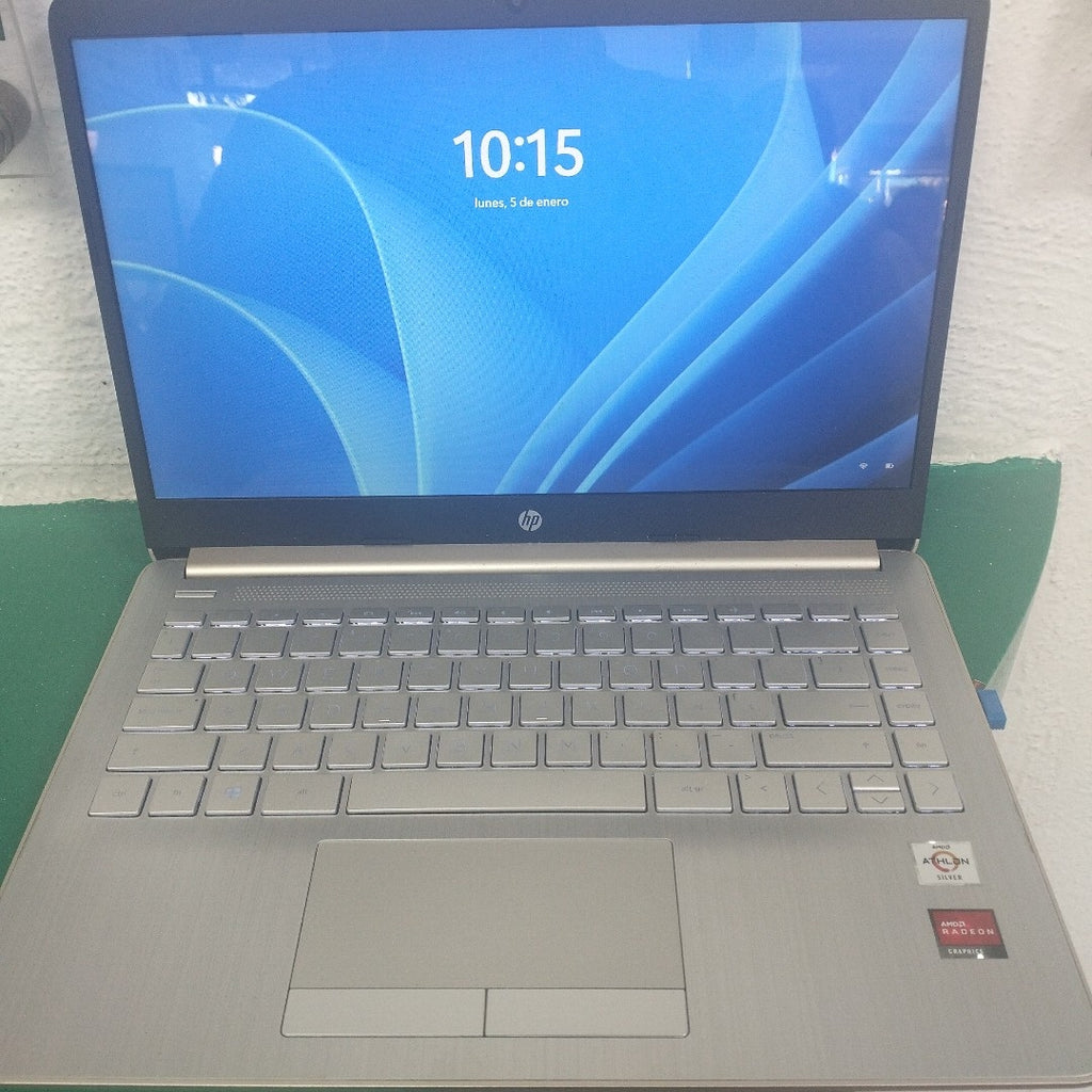 LAPTOP HP 14-DK1514LA (2022) 128 GB SSD 4 GB RAM (SEMINUEVO)