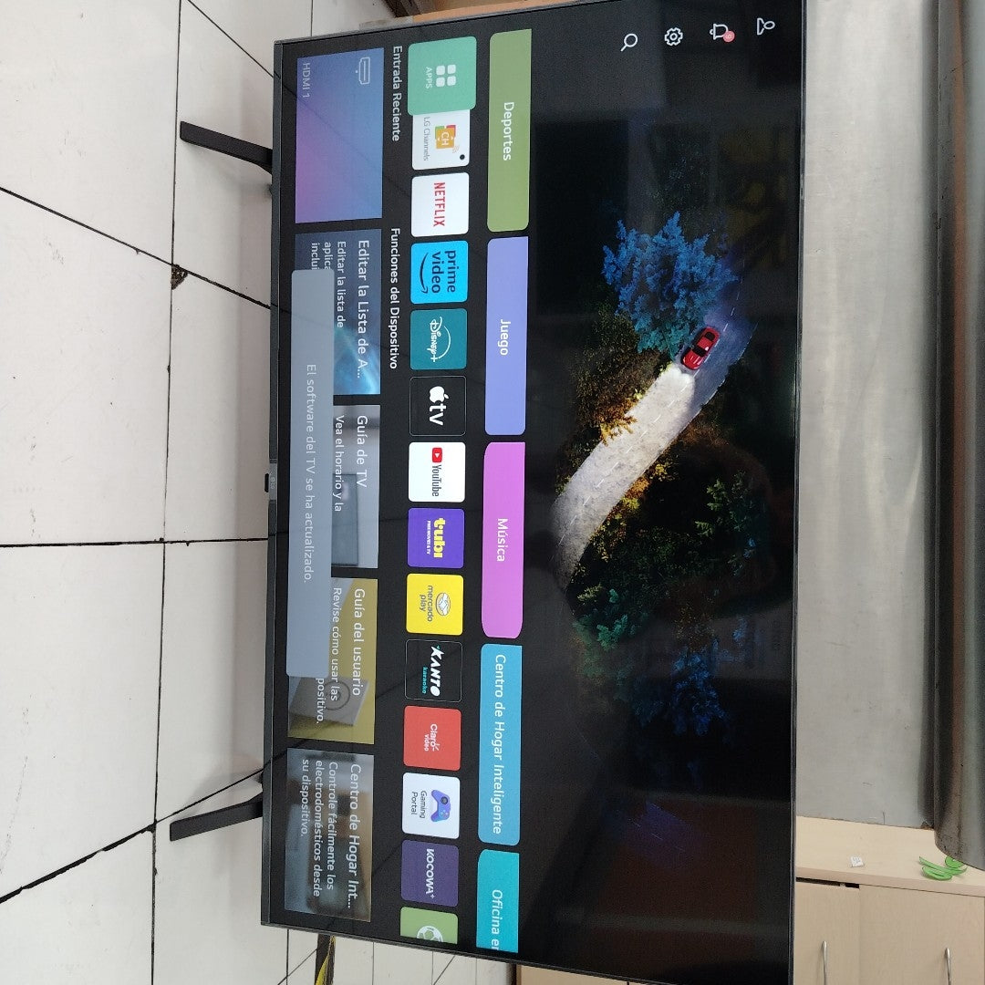 PANTALLA SAMSUNG UN50CU8000F(2024) 50" LED 4K (SEMINUEVO)