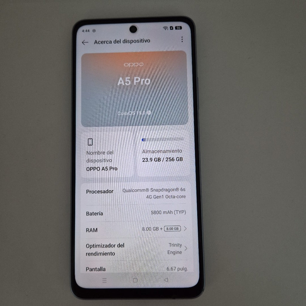 CELULAR OPPO  A5 PRO CPH2711 (2025) 256 GB 8 GB RAM (SEMINUEVO)