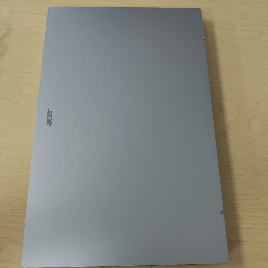 LAPTOP ACER ASPIRE 3 A315-24P-R625 (2023) 512 GB SSD 8 GB RAM (SEMINUEVO)