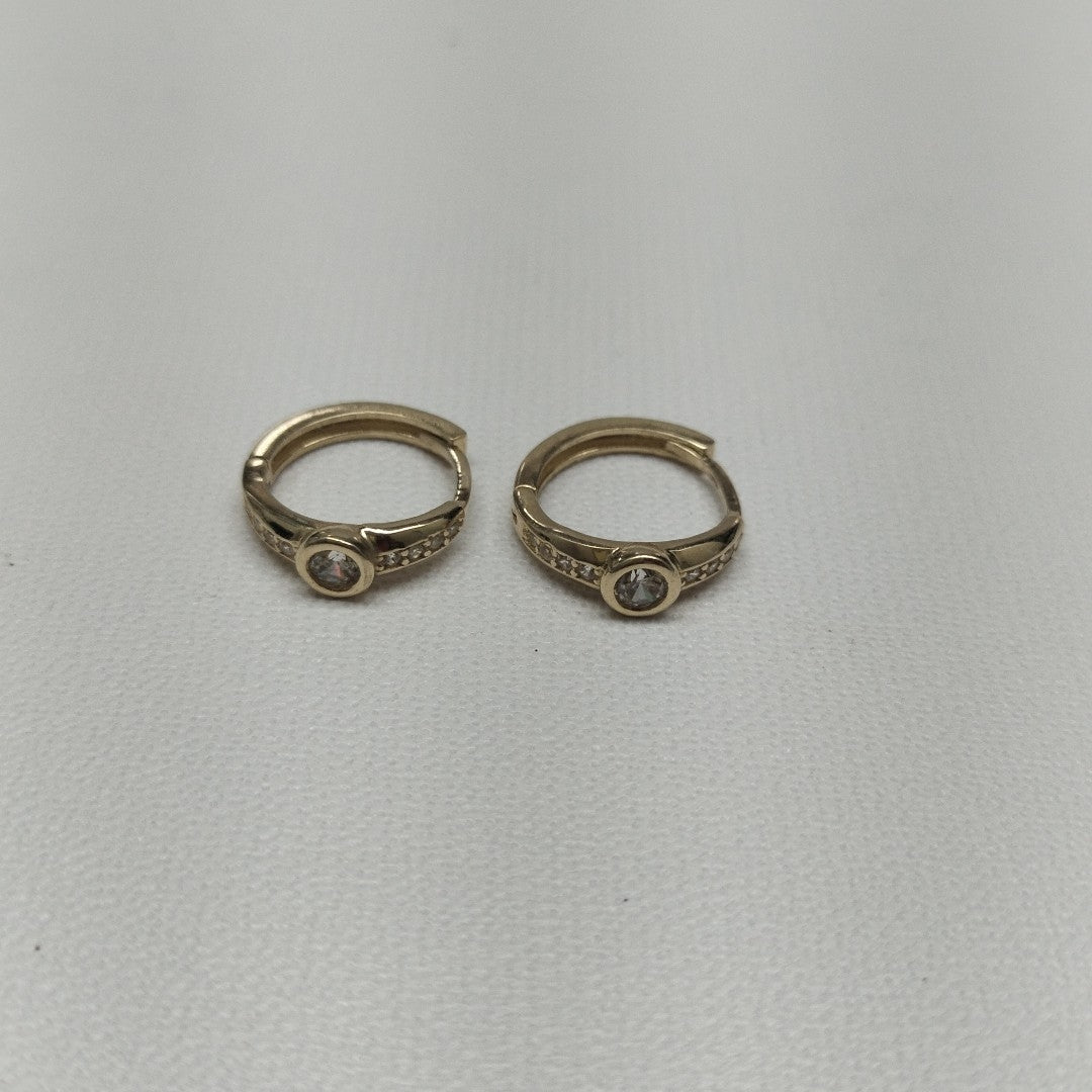 HUGGIES ORO 14K 2.4 (NUEVO)