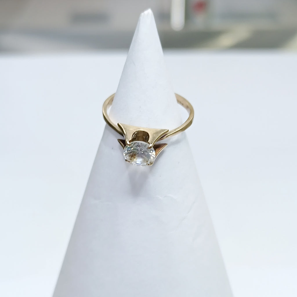 K1 1,90 GRMS 8 K ESPECIFICACIONES COMPLEMENTARIAS ANILLITO CON CIRCONIA (SEMINUEVO)