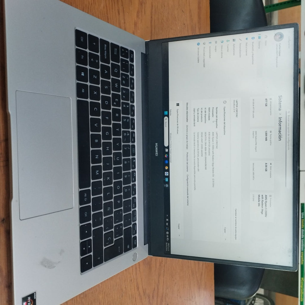 LAPTOP HUAWEI MATEBOOK D14 NBL-WAQ9R (2022) 512 GB SSD 8 GB RAM (SEMINUEVO)