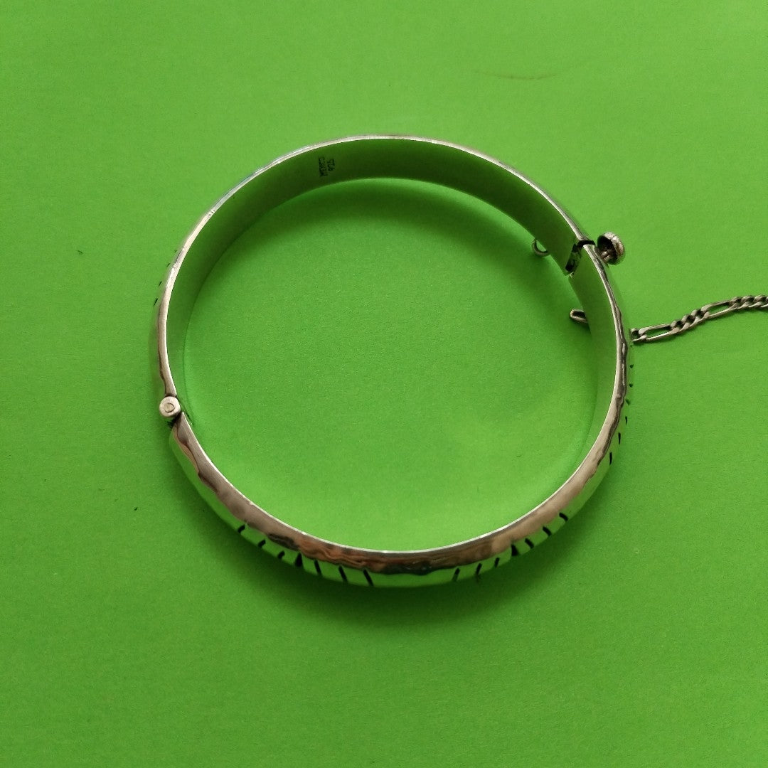 PULSERA RIGIDA PLATA 30.3 GRMS (SEMINUEVO)