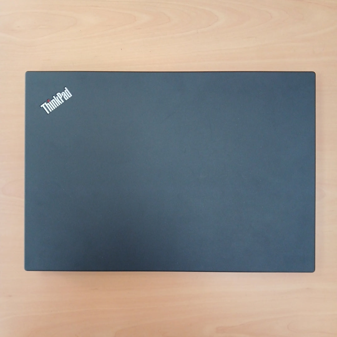 LAPTOP LENOVO THINKPAD P14S GEN 2 (2022) 512 GB SSD 32 GB RAM (SEMINUEVO)