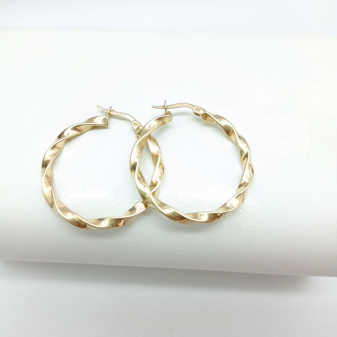 ARRACADAS PAR ORO 14 K 3.5 GRMS (SEMINUEVO)