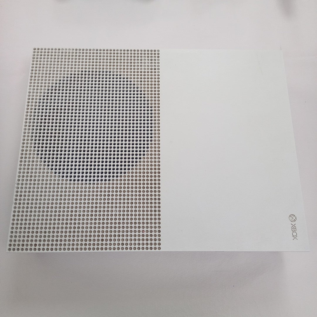 CONSOLA DE VIDEOJUEGO MICROSOFT XBOX ONE S 1 TB (SEMINUEVO)