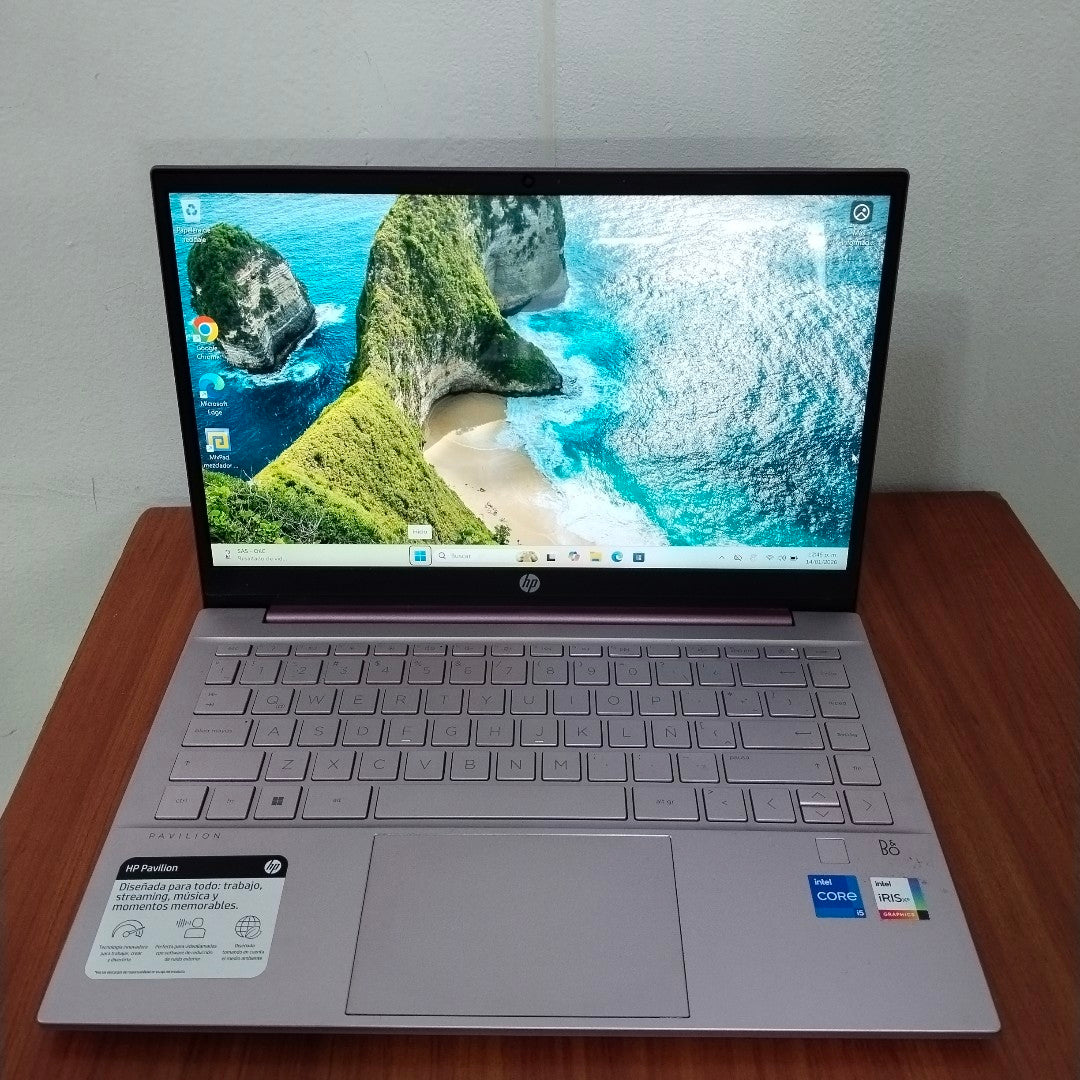 LAPTOP HP PAVILION 14-DV0501LA (2022) 256 GB SSD 8 GB RAM (SEMINUEVO)