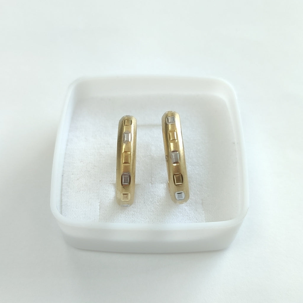 ARRACADAS PAR ORO 14 K 3.1 GRMS (SEMINUEVO)