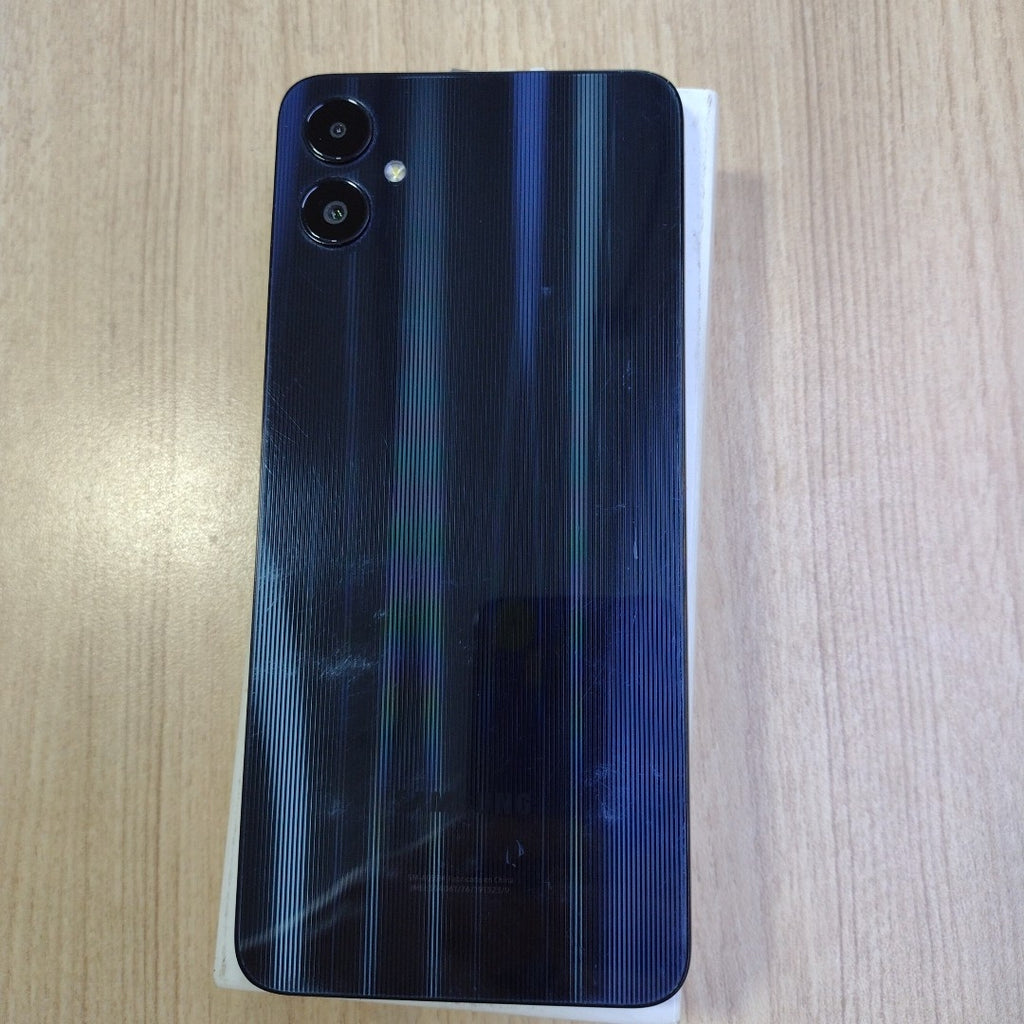 CELULAR SAMSUNG GALAXY A05 SM-A055M (2023) 64 GB 4 GB RAM (SEMINUEVO)