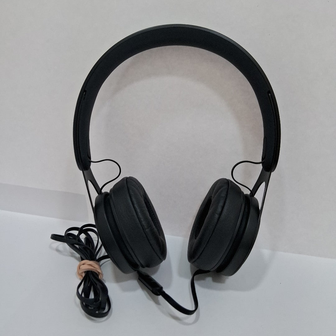AUDIFONOS BEATS EP A1746 ALAMBRICO ON EAR (SEMINUEVO)