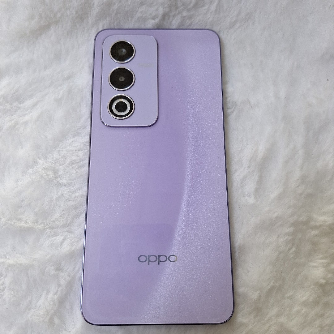 CELULAR OPPO  A80 5G CPH2639 (2024) 256 GB 8 GB RAM (SEMINUEVO)