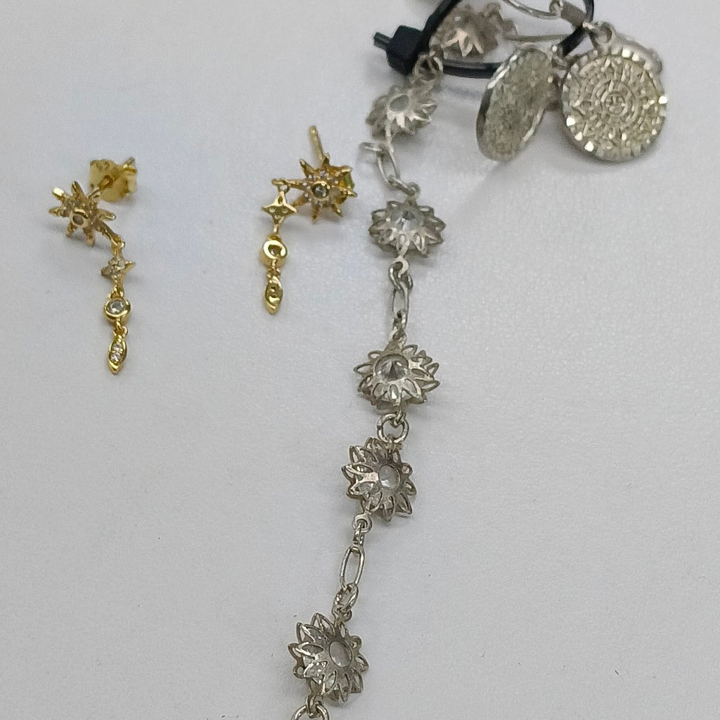 ARETES PAR, PULSERA PLATA 9.3 GRMS (SEMINUEVO)