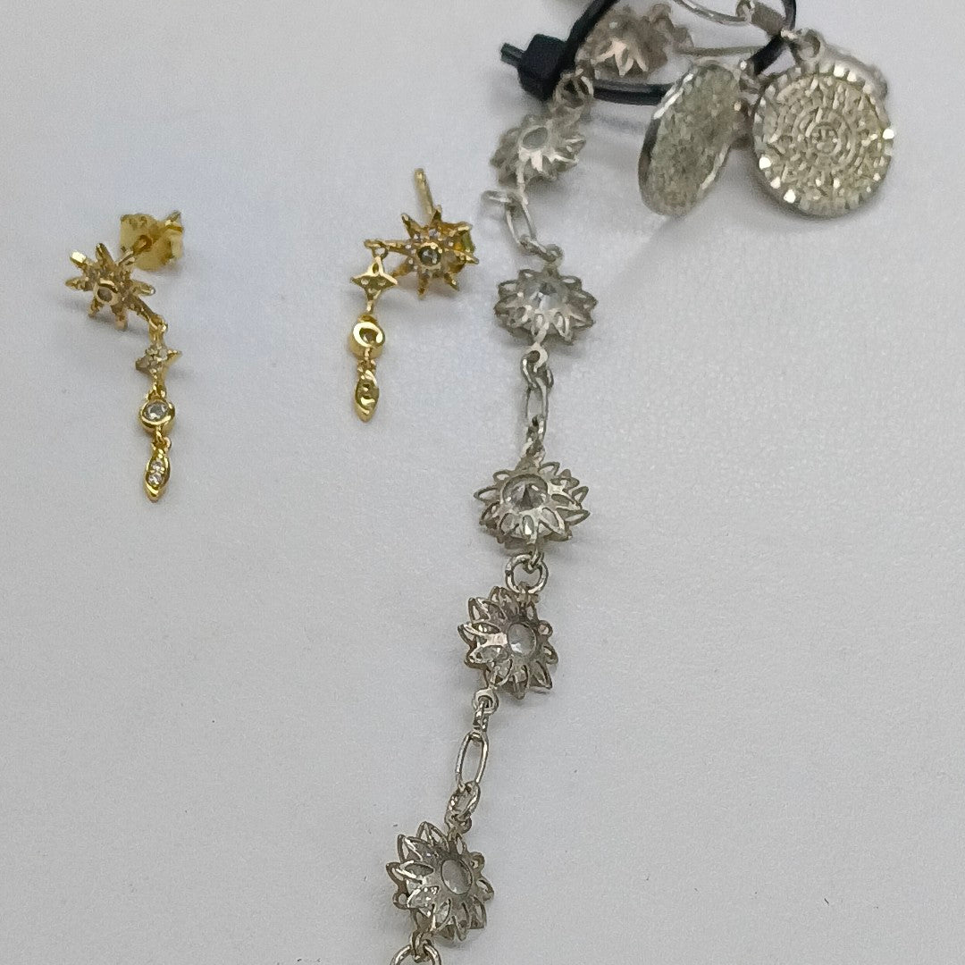 ARETES PAR, PULSERA PLATA 9.3 GRMS (SEMINUEVO)