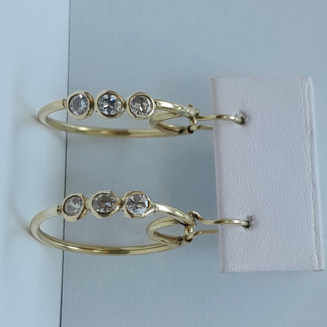 ARRACADAS PAR ORO 10 K 3.2 GRMS (SEMINUEVO)