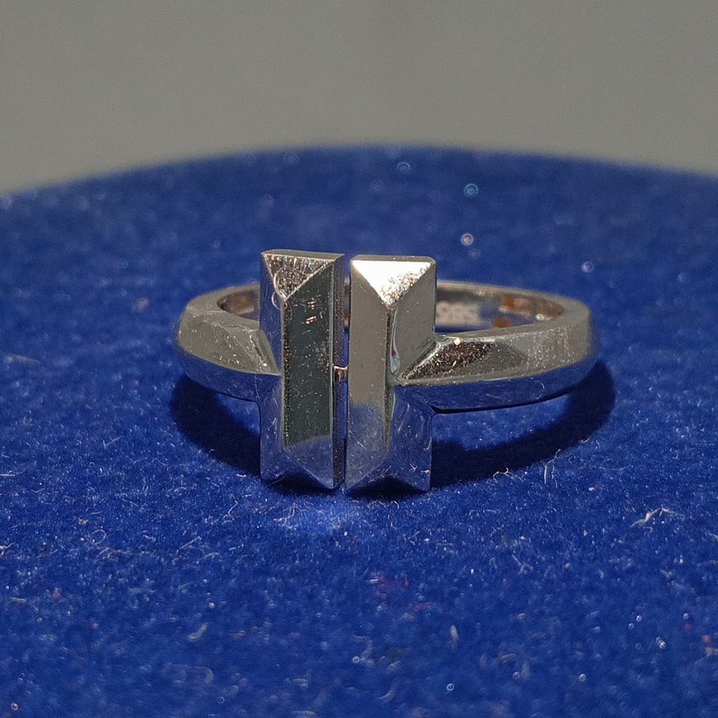 ANILLITO ORO BLANCO 14 K 3 GRMS (SEMINUEVO)