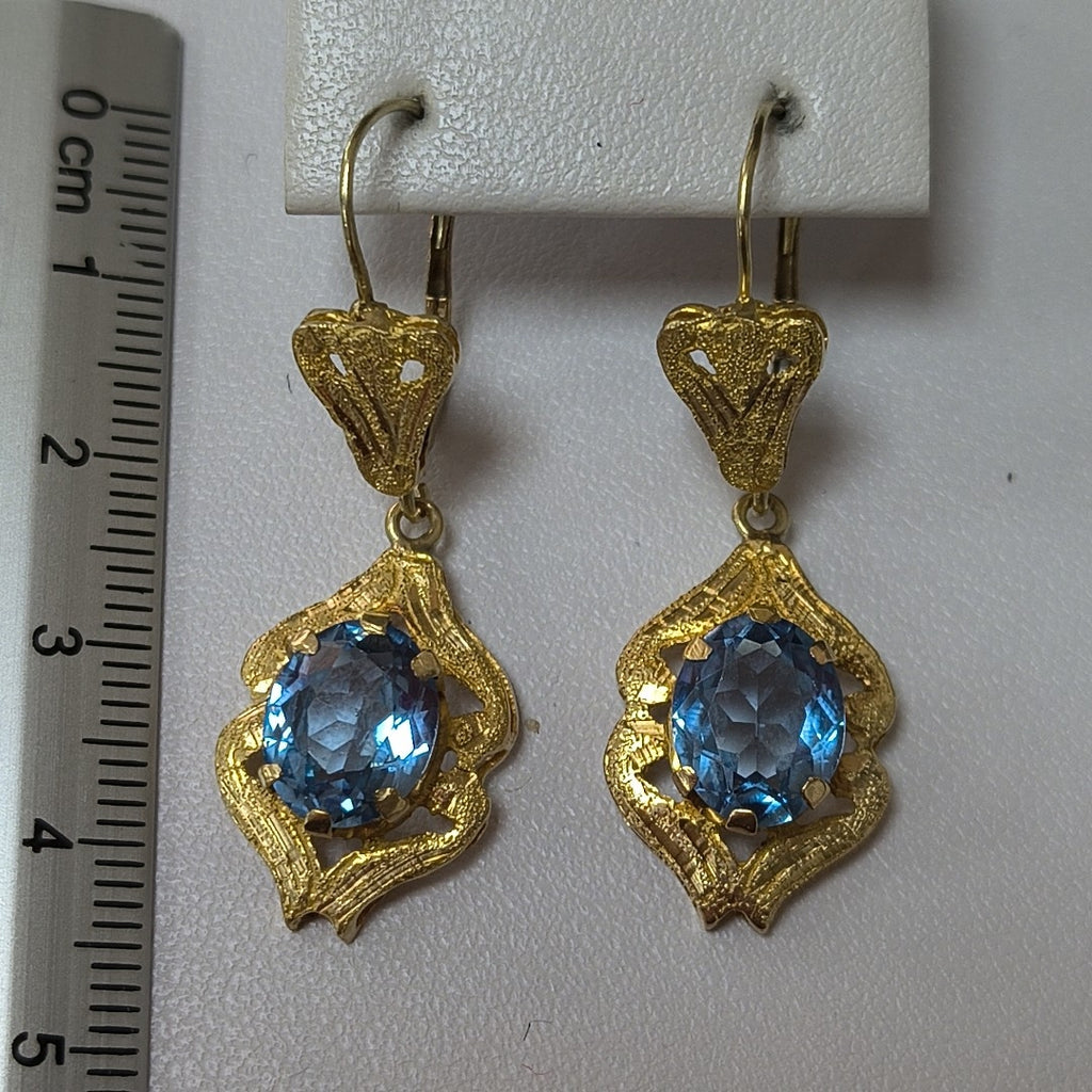 K1 5,10 GRMS 8 K ESPECIFICACIONES COMPLEMENTARIAS PAR ARETES C PDRA COLOR VENDIB (SEMINUEVO)
