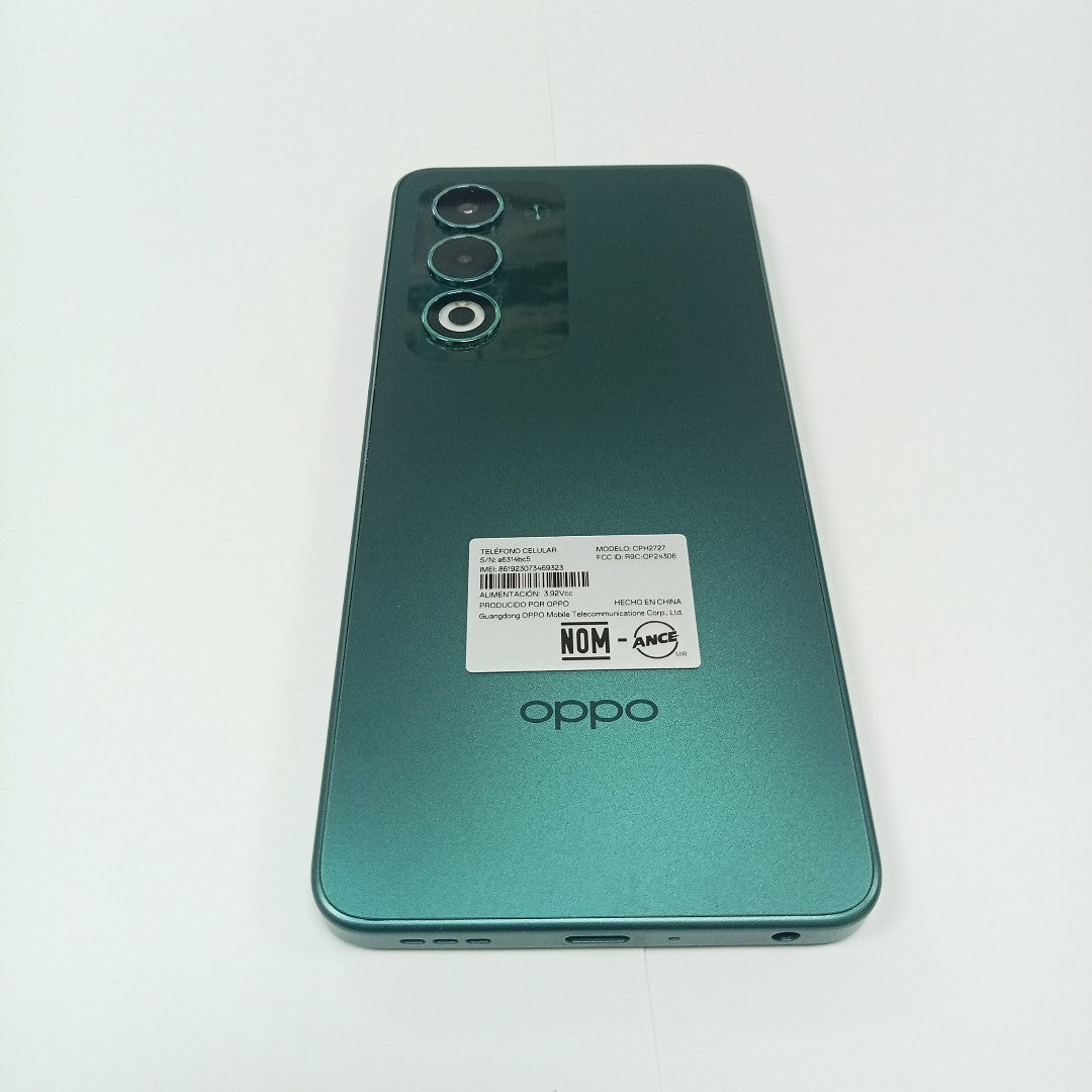 CELULAR OPPO  A5 CPH2727 (2025) 256 GB 4 GB RAM (SEMINUEVO)