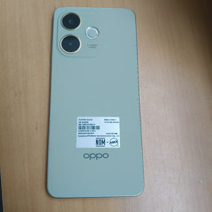 CELULAR OPPO  A5 PRO CPH2711 (2025) 256 GB 8 GB RAM (SEMINUEVO)