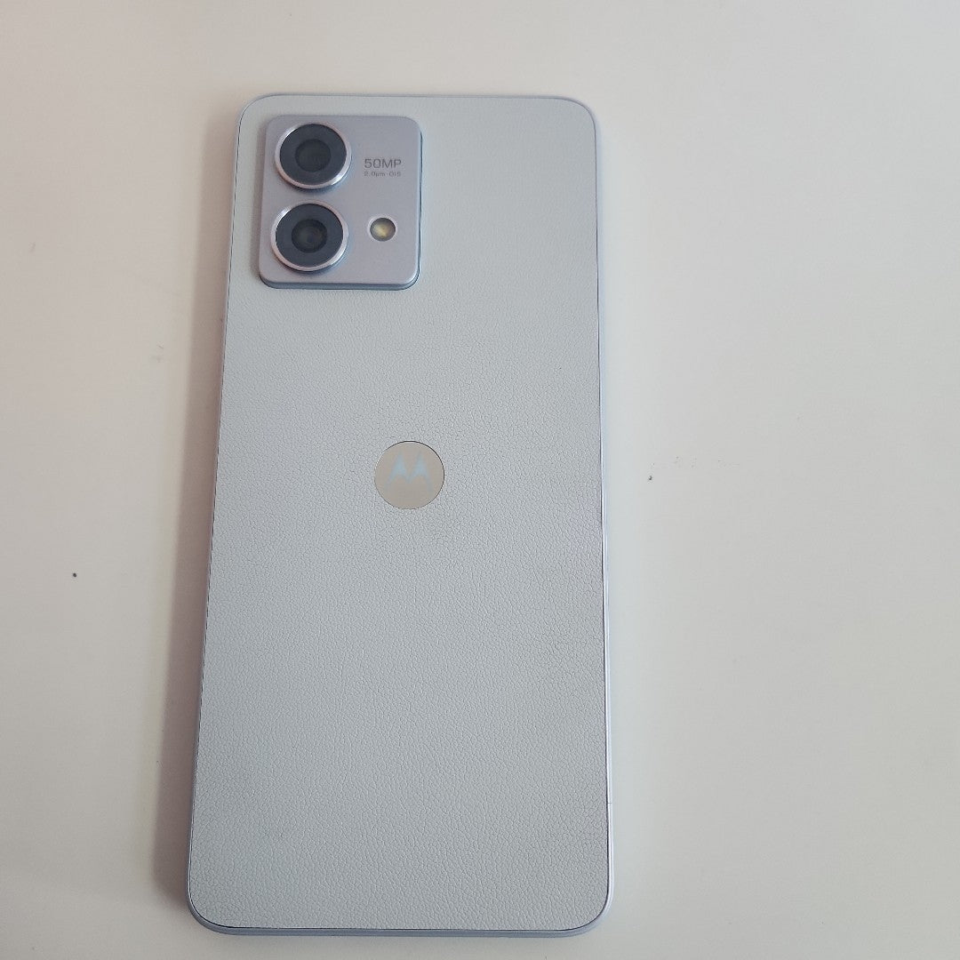 CELULAR MOTOROLA MOTO G84 XT2347-1 (2023) 256 GB 8 GB RAM (SEMINUEVO)