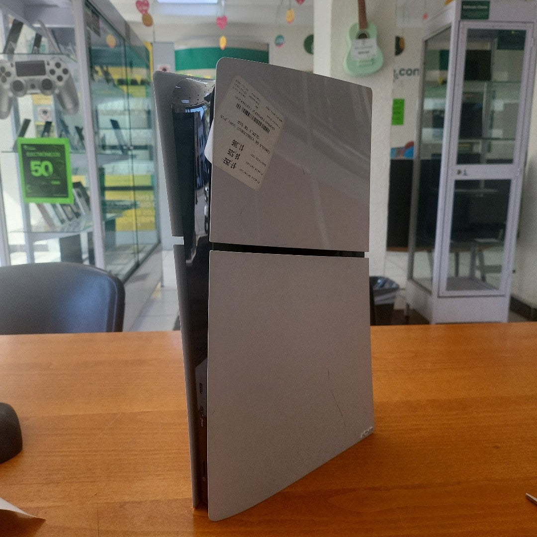 CONSOLA DE VIDEOJUEGO SONY PS5 SLIM 1 TB SSD (SEMINUEVO)