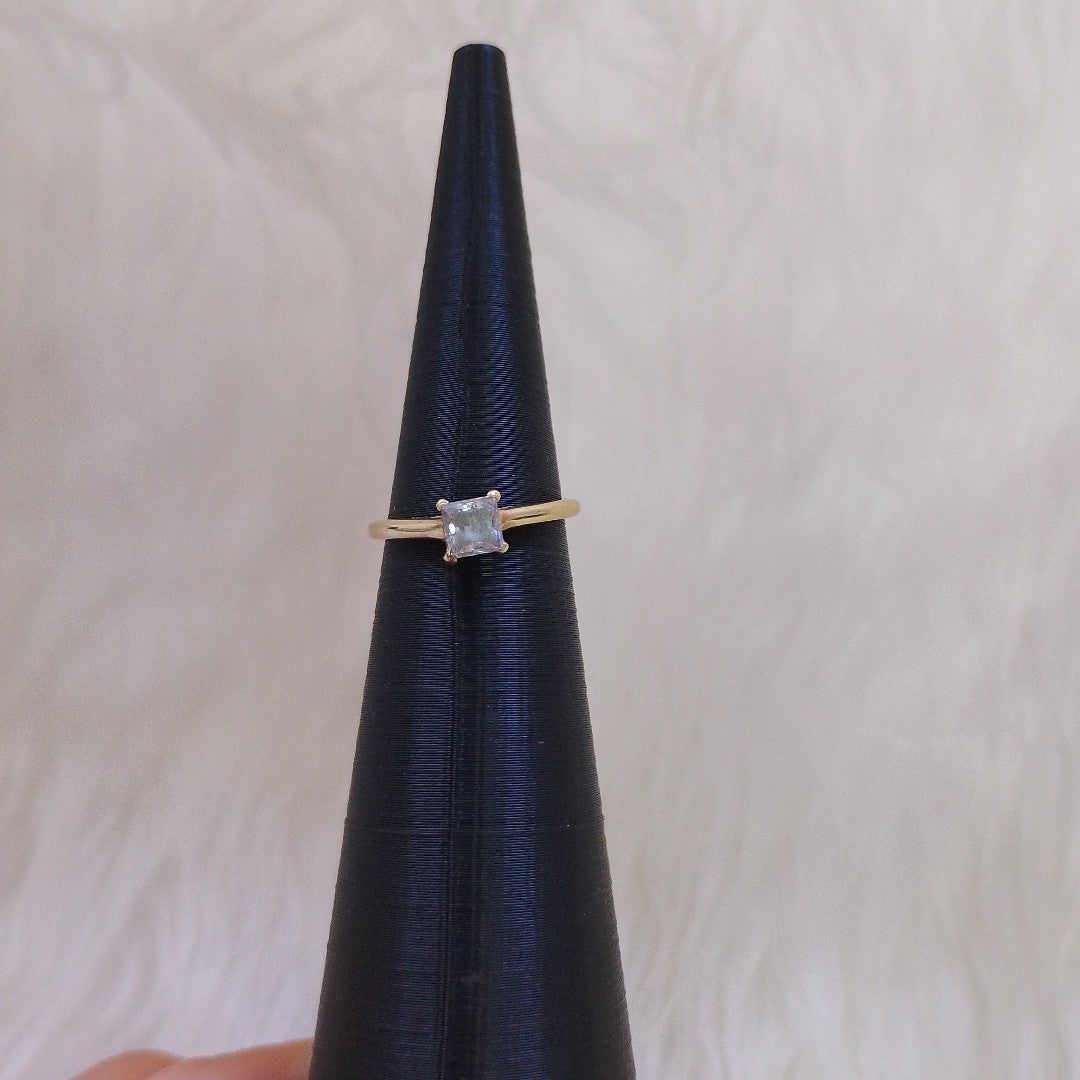 ANILLITO ORO 10 K 1,40 GRMS (SEMINUEVO)