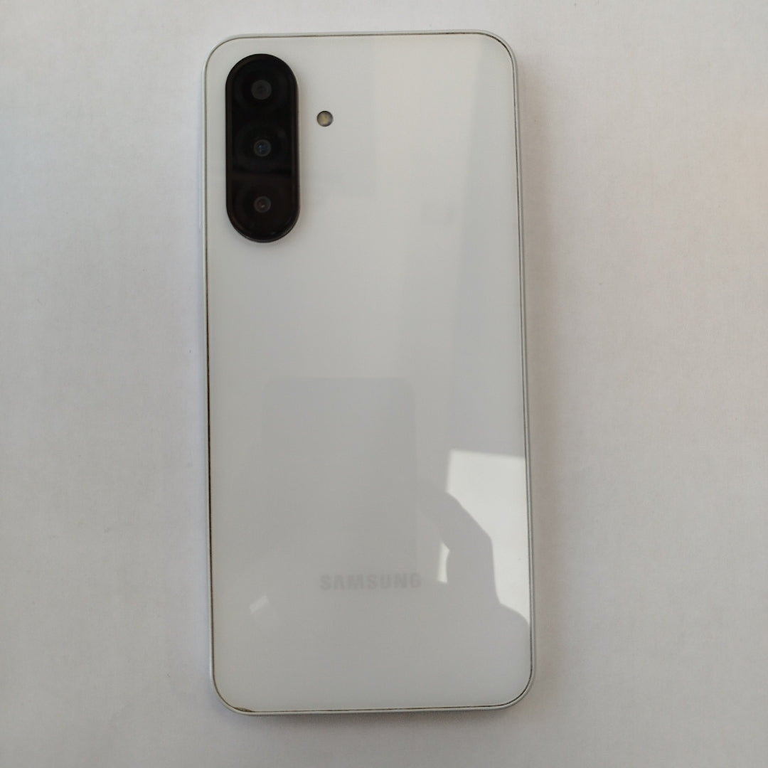 CELULAR SAMSUNG GALAXY A26 5G SM-A266M (2025) 128 GB 6 GB RAM (SEMINUEVO)