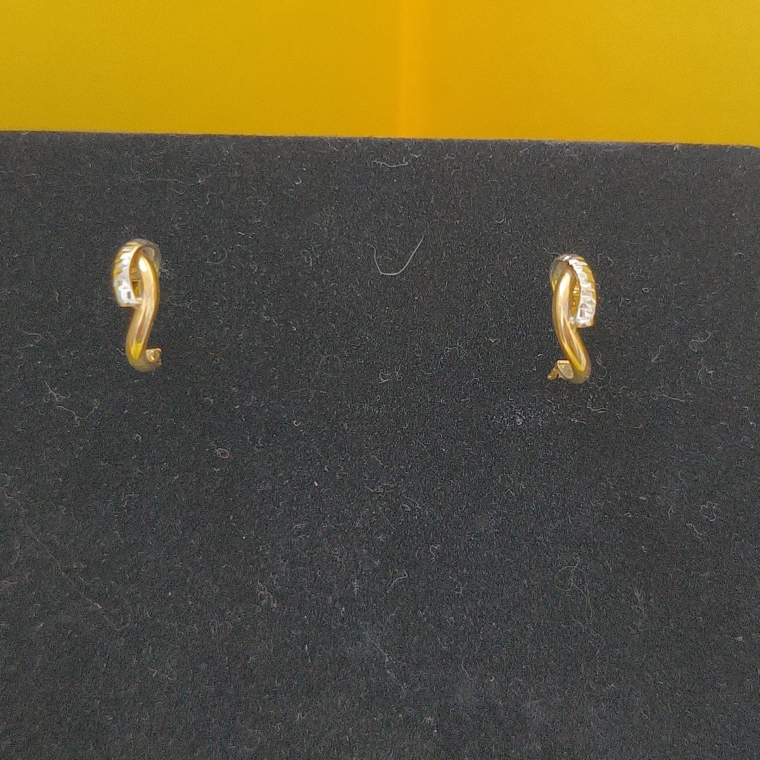 ARRACADAS PAR ORO 10 K 1,10 GRMS (SEMINUEVO)