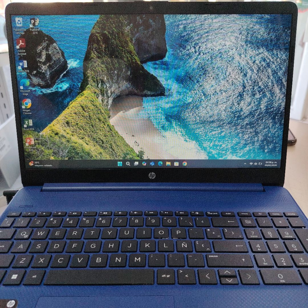 LAPTOP HP 15-EF2511LA (2022) 256 GB SSD 8 GB RAM (SEMINUEVO)