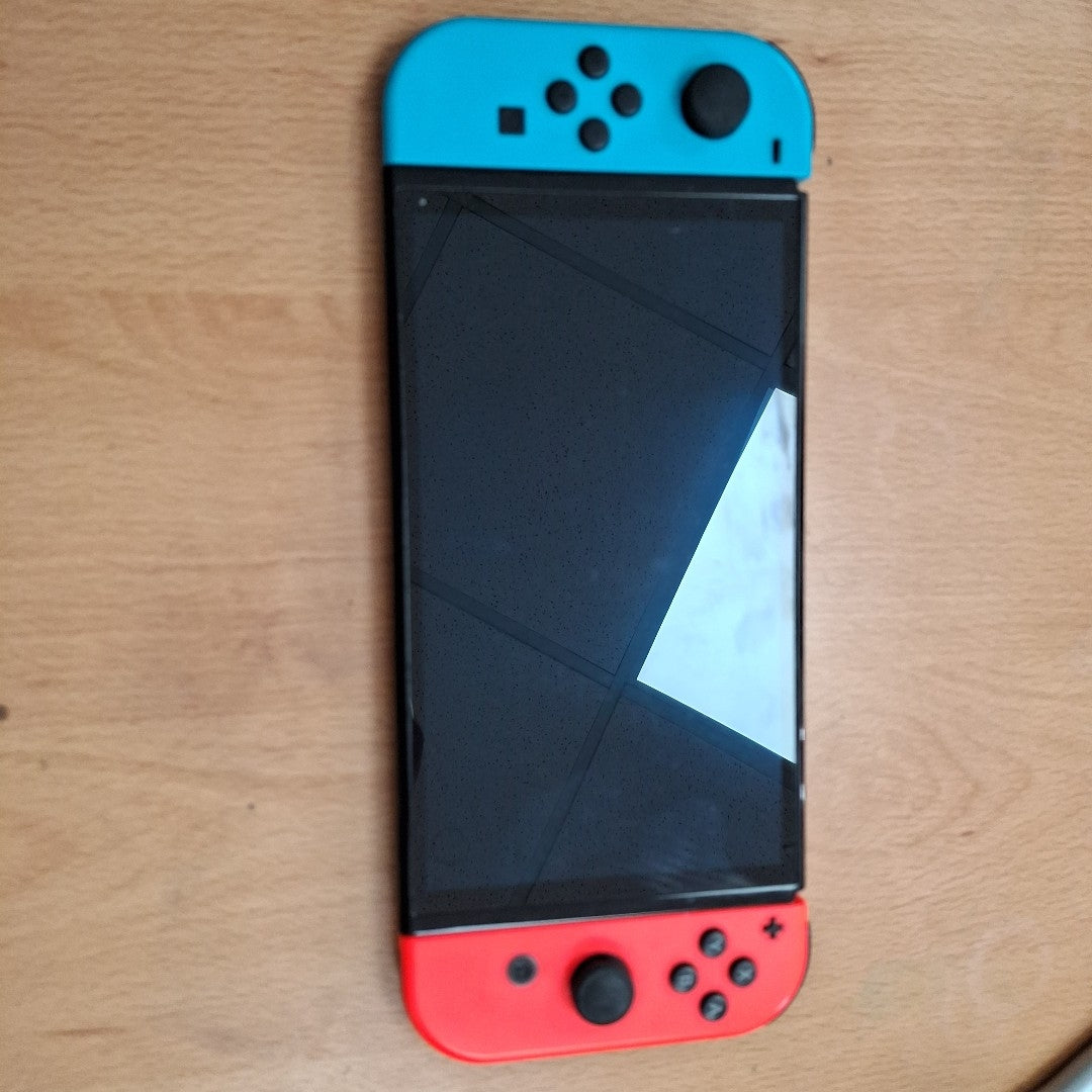 CONSOLA DE VIDEOJUEGO NINTENDO SWITCH OLED 64 GB (SEMINUEVO)