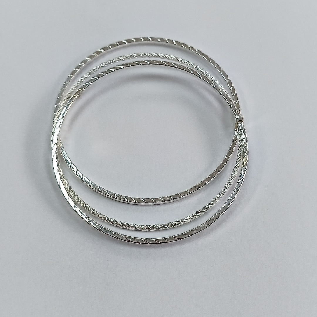 PULSERA RIGIDA PLATA 12.3 GRMS (SEMINUEVO)
