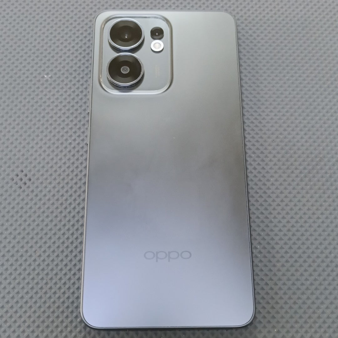 CELULAR OPPO  RENO 13F 5G CPH2699 (2025) 256 GB 12 GB RAM (SEMINUEVO)