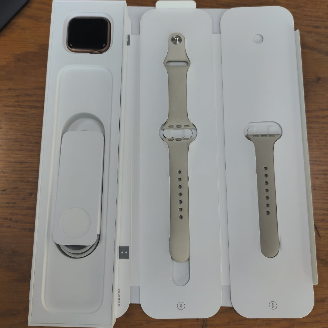 SMARTWATCH APPLE SE ALUMINIO A2351 40 MM GPS (SEMINUEVO)