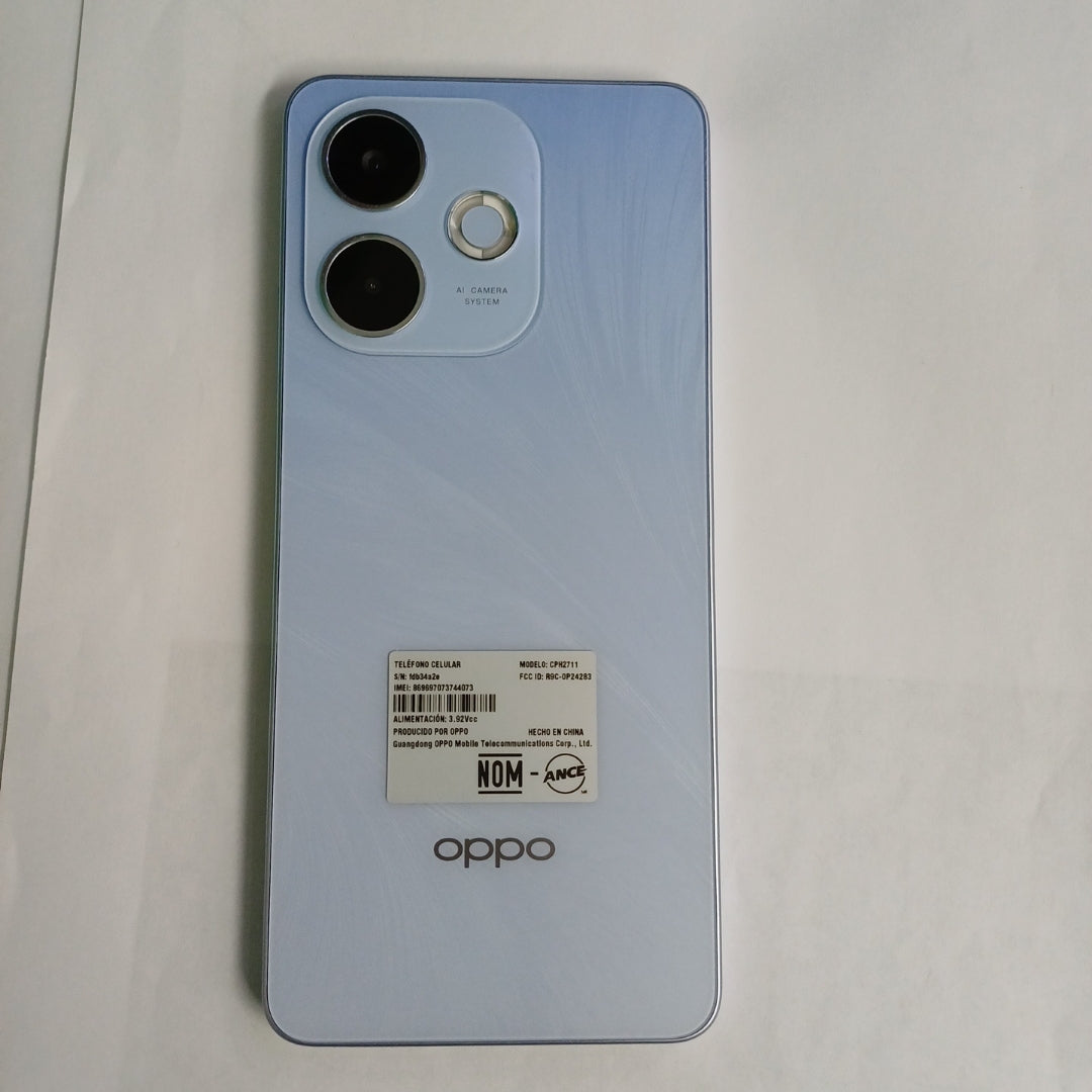 CELULAR OPPO  A5 PRO CPH2711 (2025) 256 GB 8 GB RAM (SEMINUEVO)