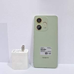 CELULAR OPPO  A5 PRO CPH2711 (2025) 256 GB 8 GB RAM (SEMINUEVO)