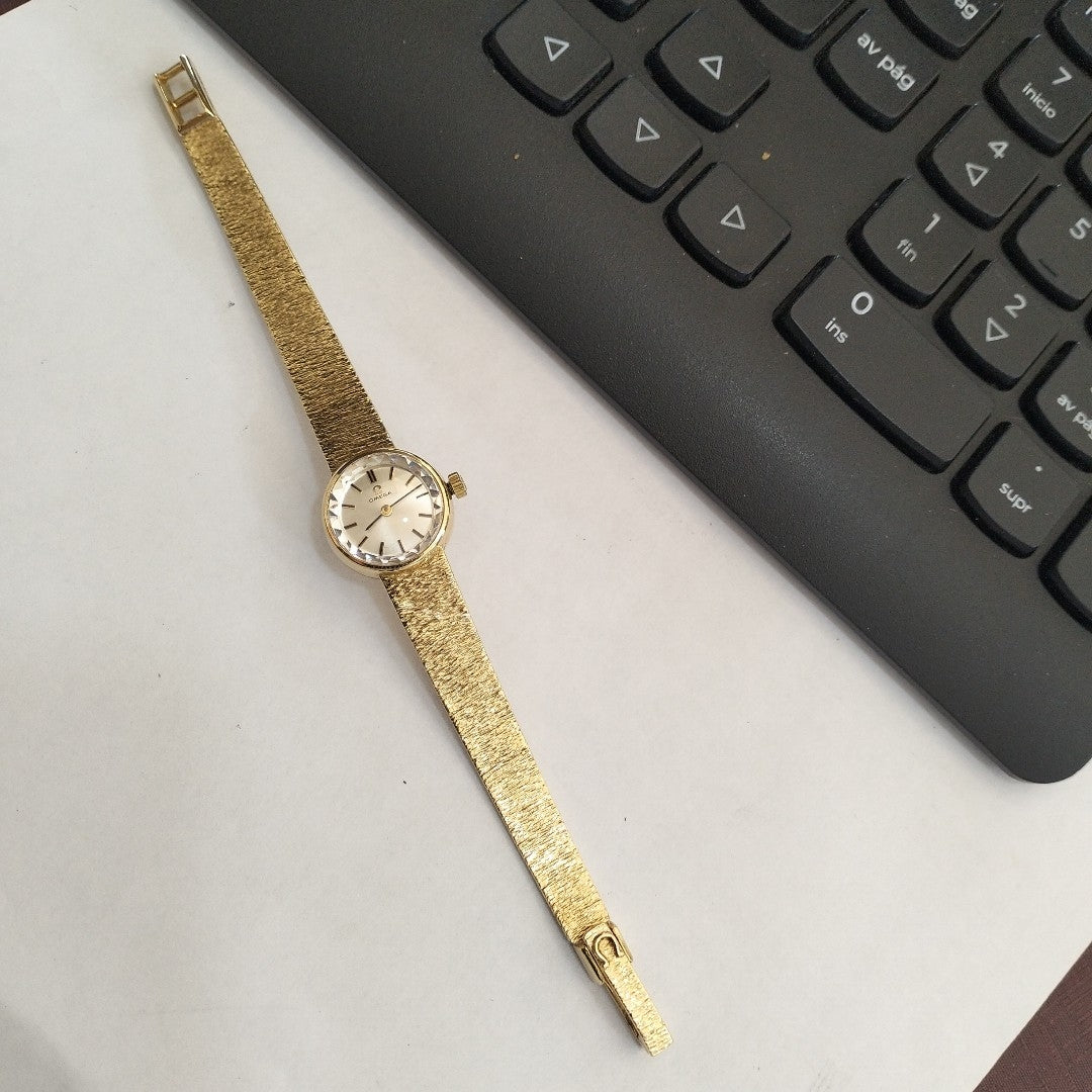 RELOJ CAJA Y PULSO ORO ORO 18 K 33.4 GRMS (SEMINUEVO)
