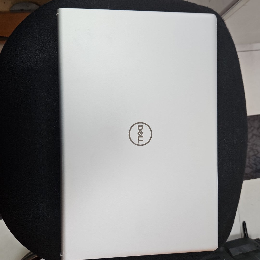 LAPTOP DELL INSPIRON 15 3525 (2023) 512 GB SSD 16 GB RAM (SEMINUEVO)