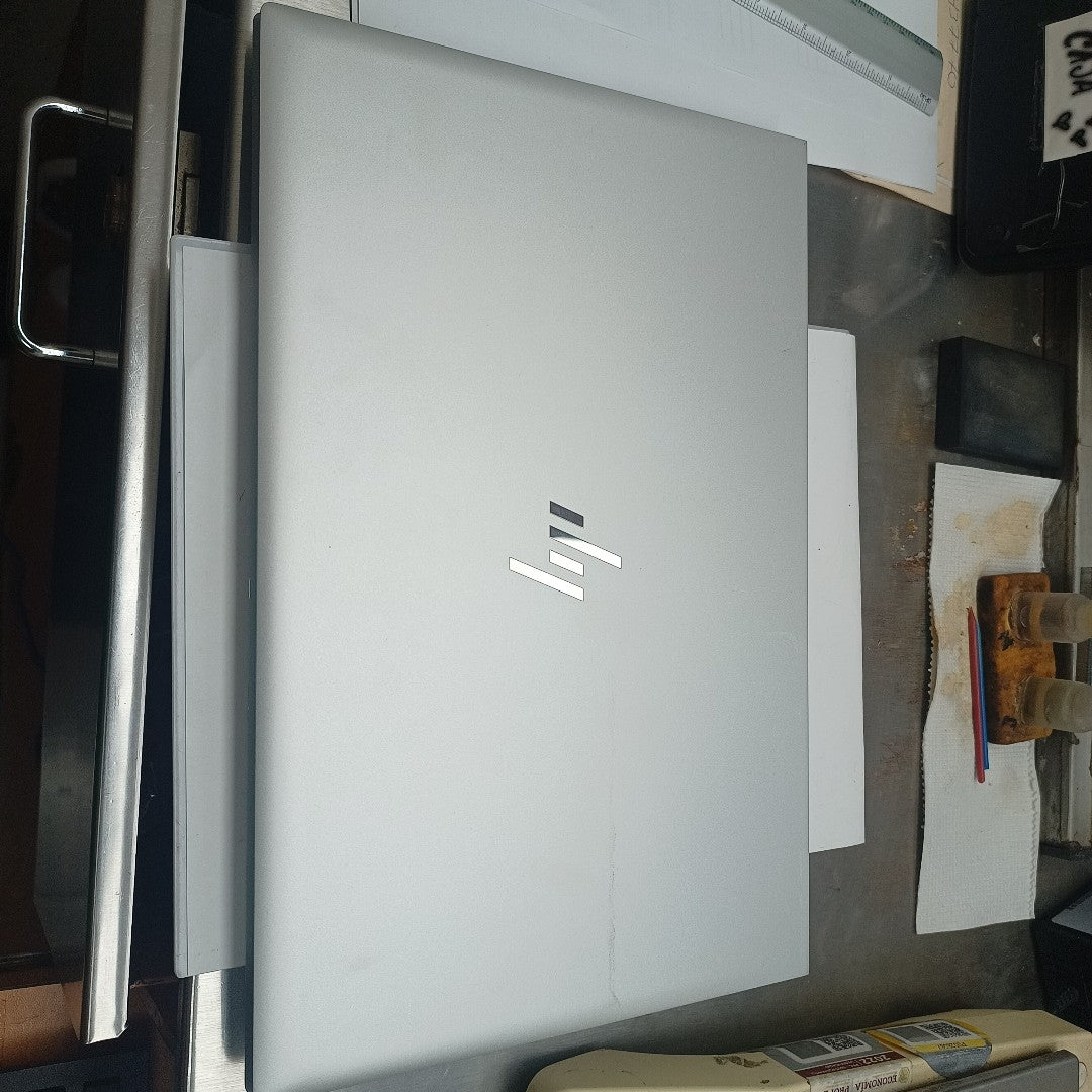 LAPTOP HP ELITEBOOK 840 G8 (2023) 256 GB SSD 16 GB RAM