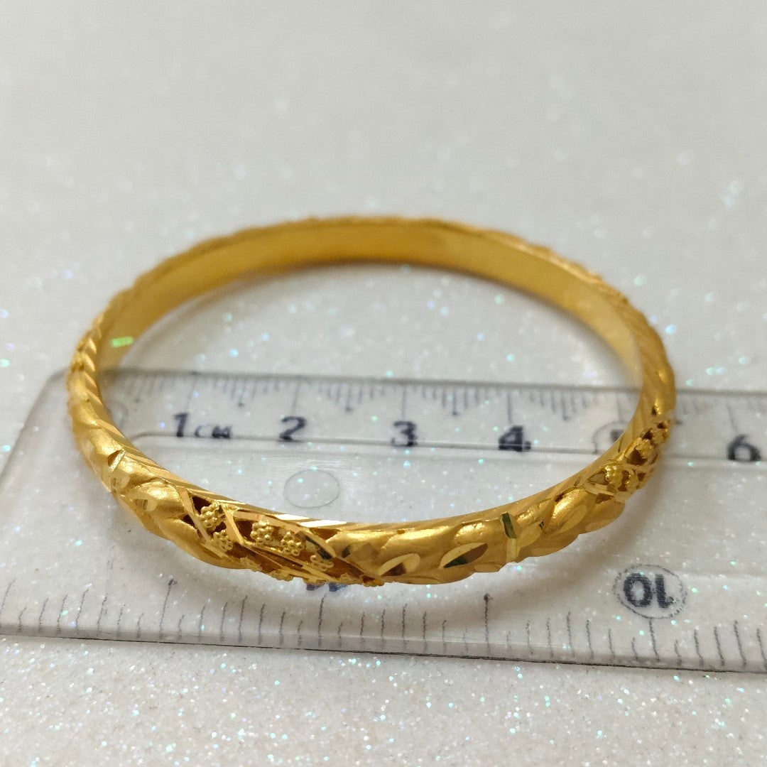 PULSERA RIGIDA ORO 18 K 9.8 GRMS (SEMINUEVO)