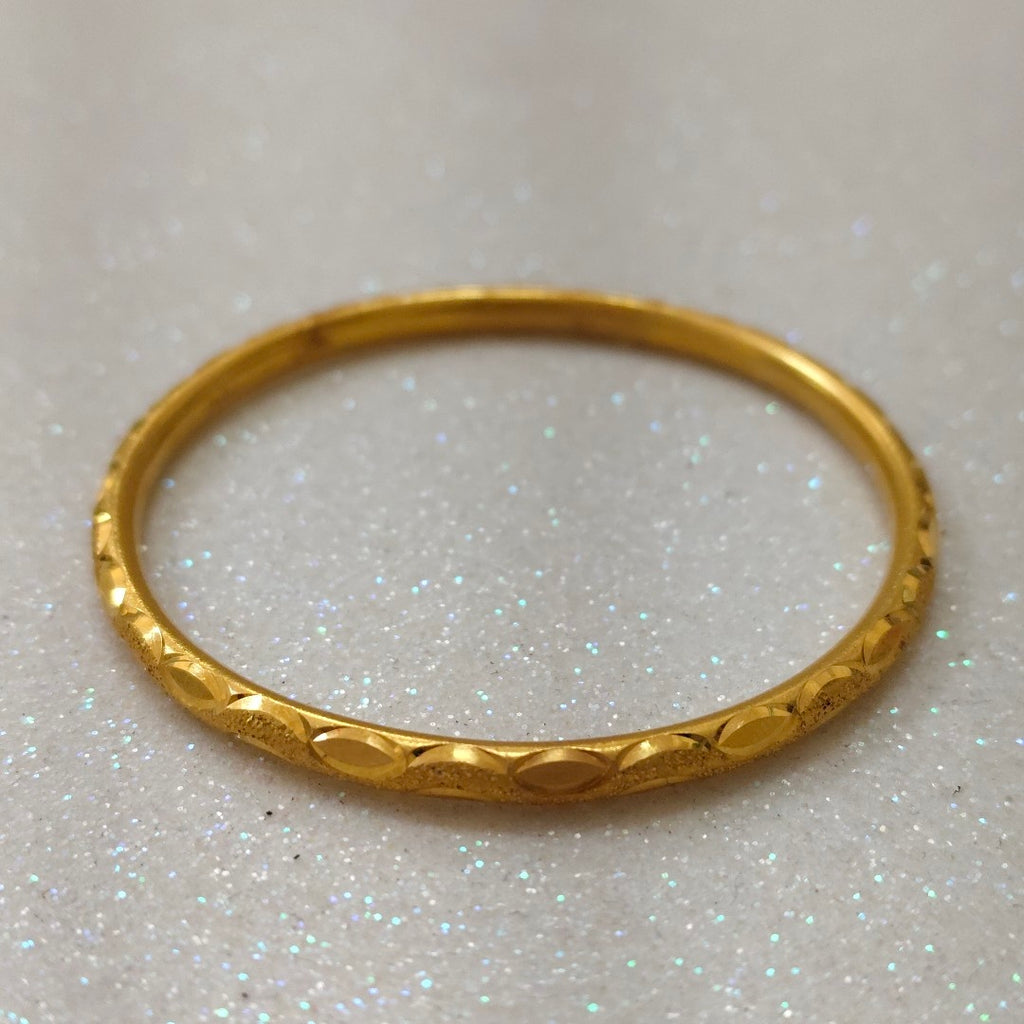 PULSERA RIGIDA ORO 18 K 5.2 GRMS (SEMINUEVO)