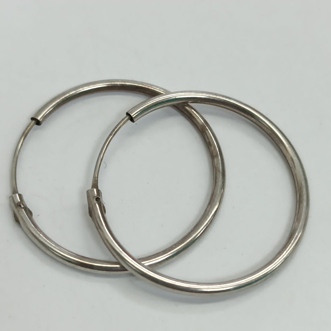 ARRACADAS PAR PLATA 2,70 GRMS (SEMINUEVO)