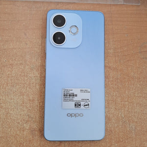 CELULAR OPPO  A5 PRO CPH2711 (2025) 256 GB 8 GB RAM (SEMINUEVO)