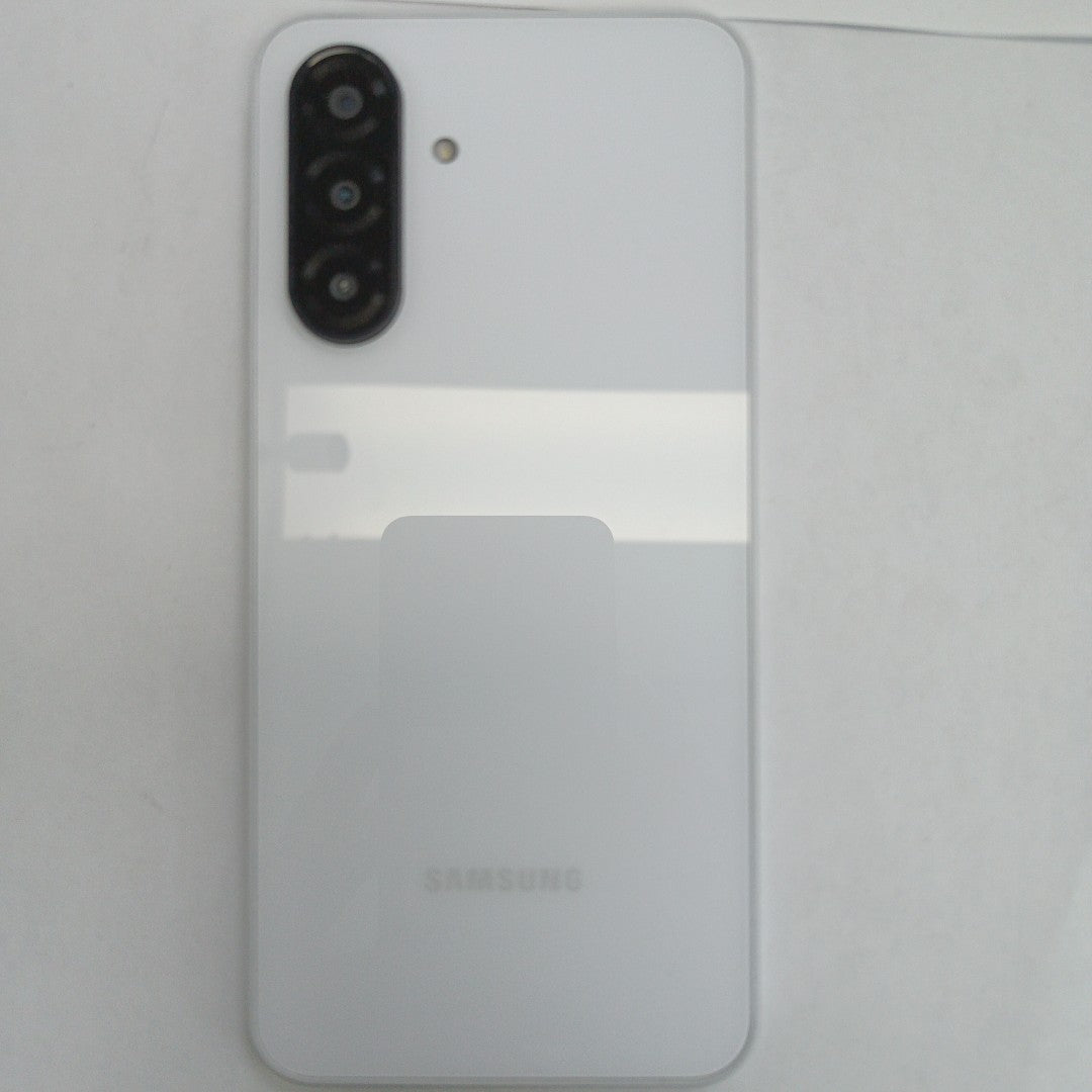 CELULAR SAMSUNG GALAXY A26 5G SM-A266M (2025) 128 GB 6 GB RAM (SEMINUEVO)